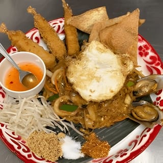Pad Thai Combo