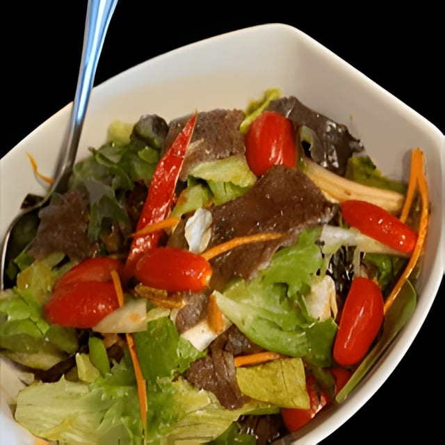 Yum Nur (Beef Salad).